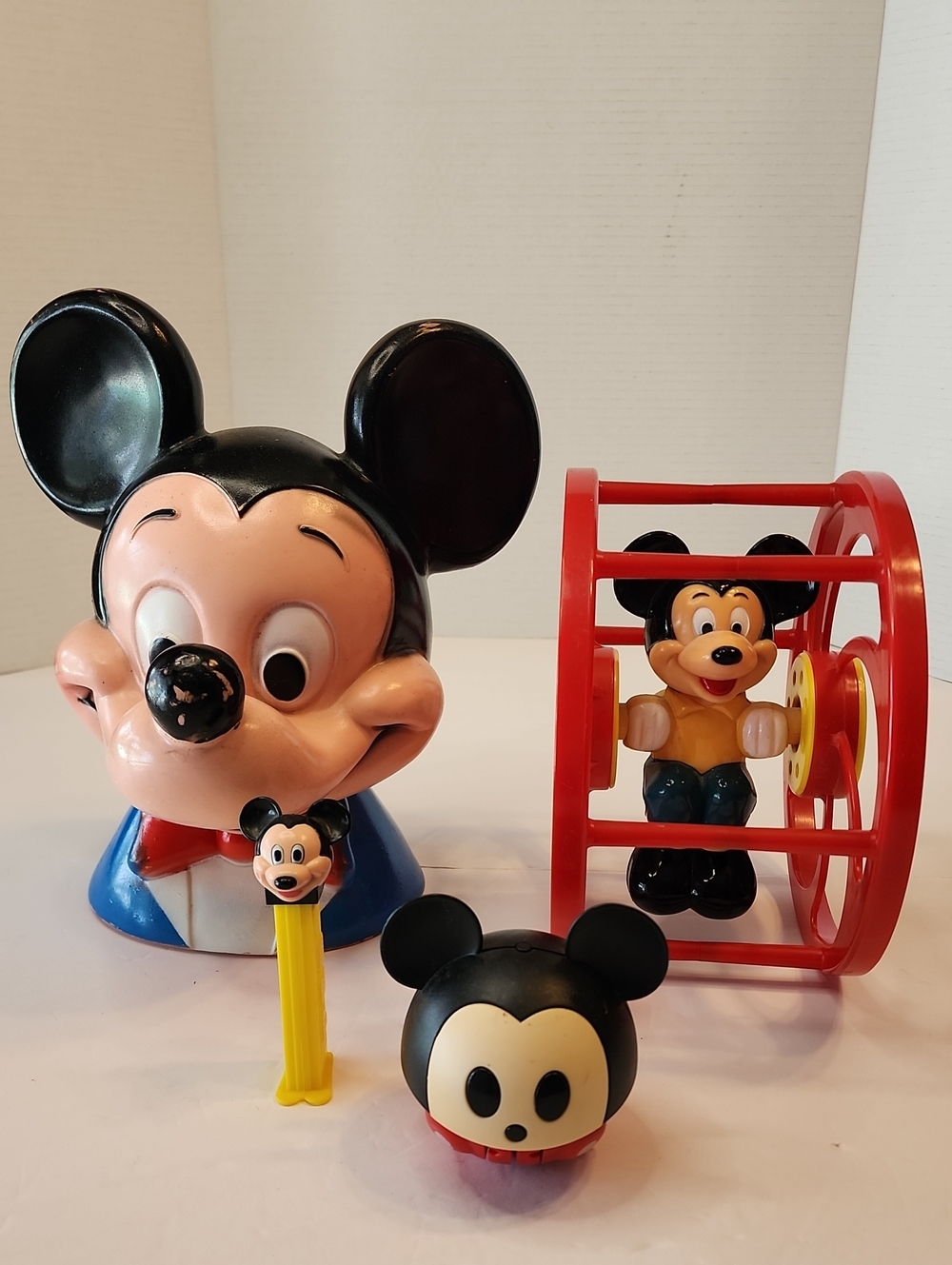 Disney BUNDLE lot Of 4 Mickey Mouse Playset Figures In Black, Red, Blue, Yellow